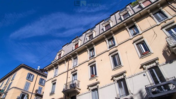 appartamento in vendita a Milano in zona Sempione