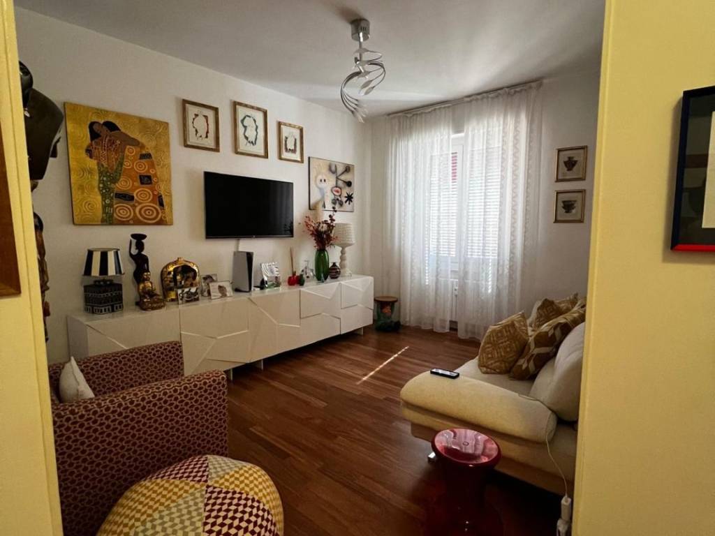 appartamento in vendita a Milano in zona Rogoredo
