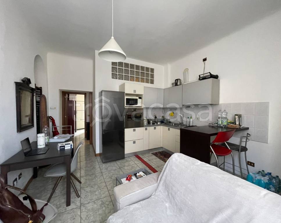 appartamento in vendita a Milano in zona Solari