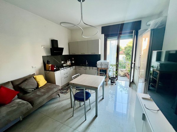 appartamento in vendita a Milano in zona Crescenzago