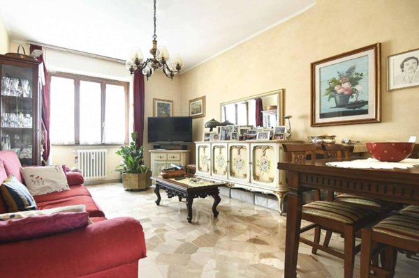 appartamento in vendita a Milano in zona Loreto