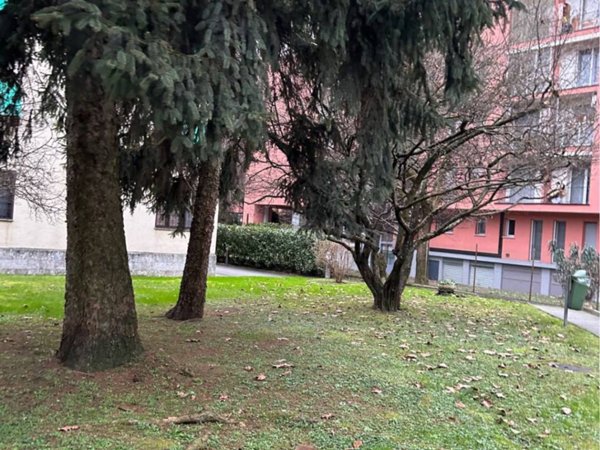 appartamento in vendita a Milano in zona Rogoredo