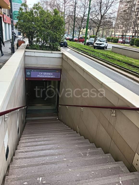 locale di sgombero in vendita a Milano