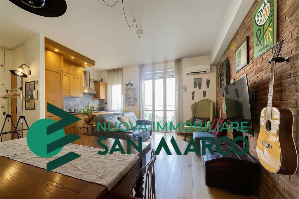 appartamento in vendita a Milano in zona Solari