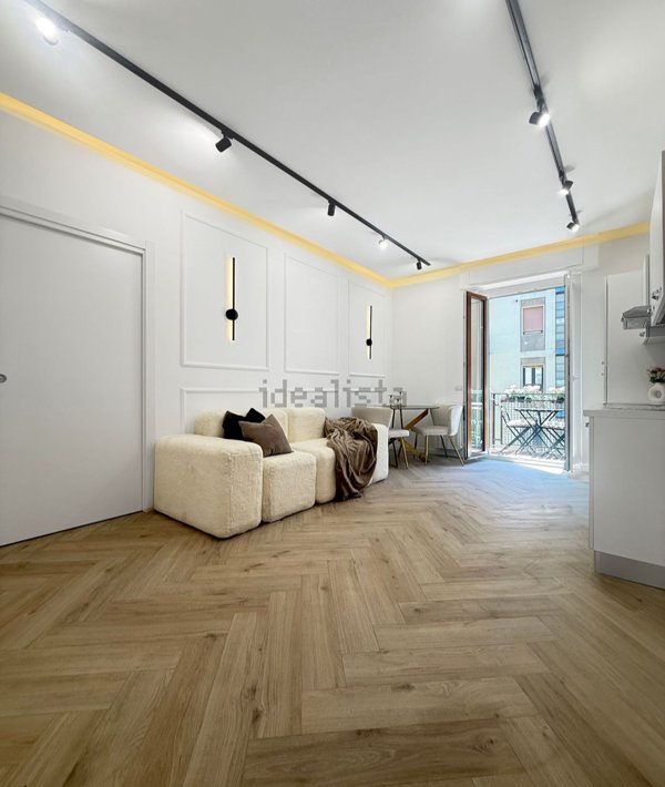 appartamento in vendita a Milano in zona Isola