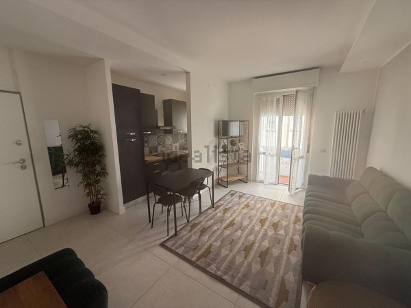 appartamento in vendita a Milano in zona Crescenzago