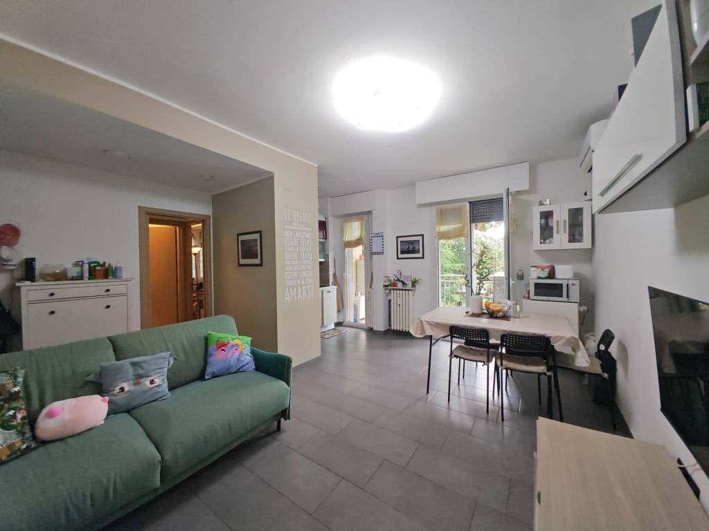 appartamento in vendita a Milano in zona Affori