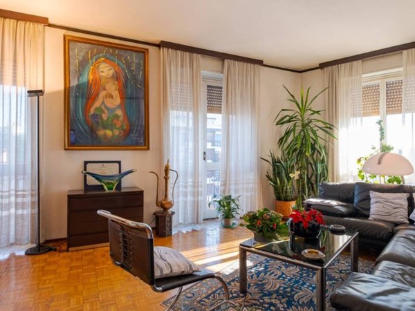 appartamento in vendita a Milano in zona Solari