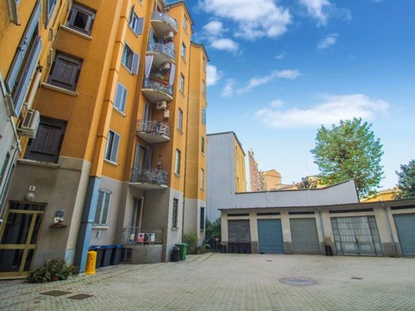 appartamento in vendita a Milano in zona Corvetto