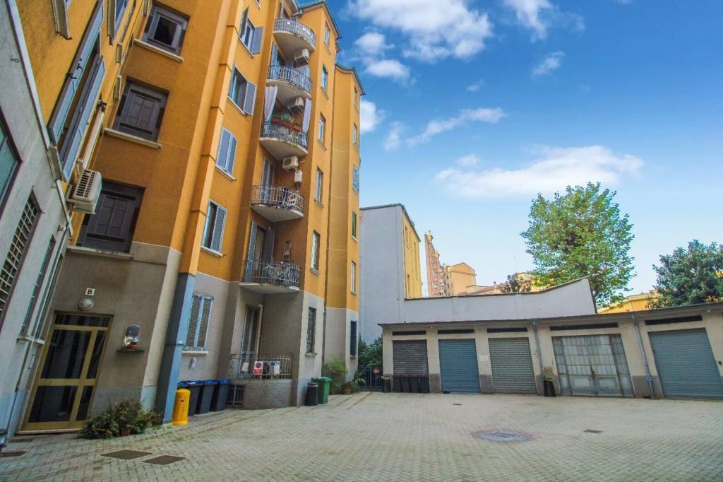 appartamento in vendita a Milano in zona Corvetto