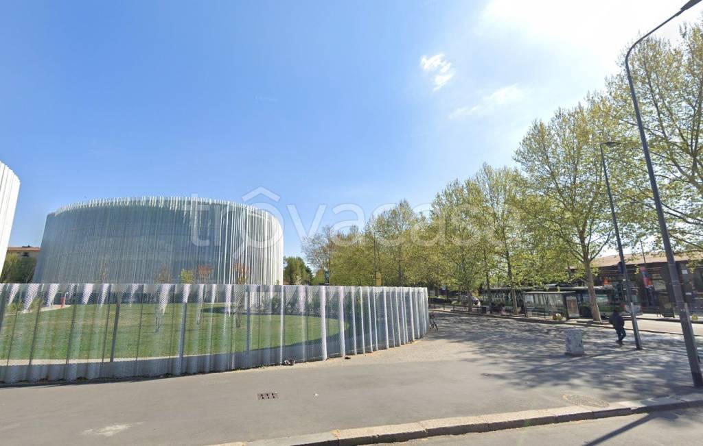 appartamento in vendita a Milano in zona Bocconi