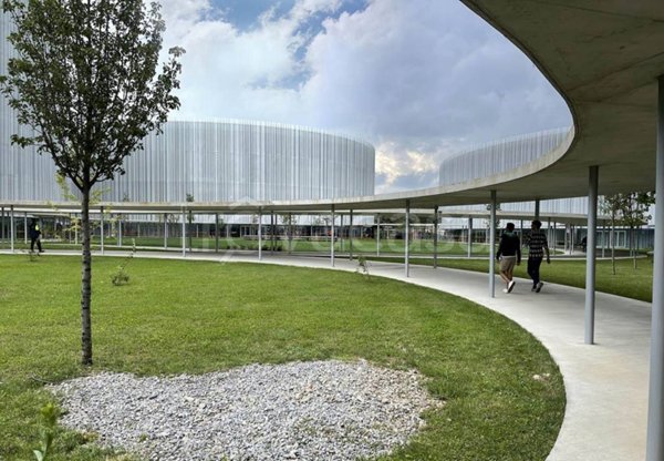 appartamento in vendita a Milano in zona Bocconi