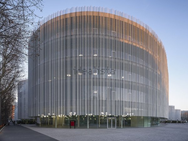 appartamento in vendita a Milano in zona Bocconi