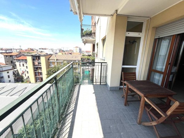 appartamento in vendita a Milano in zona Chiesa Rossa