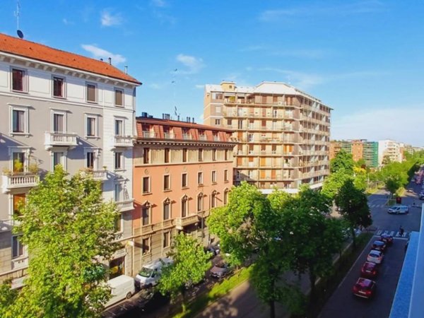 appartamento in vendita a Milano in zona Isola