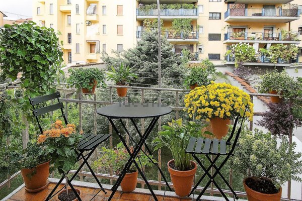 appartamento in vendita a Milano in zona Bocconi
