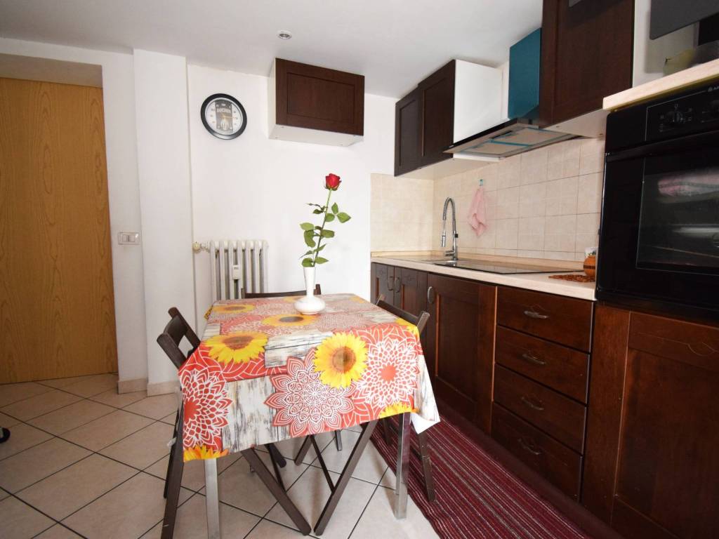 appartamento in vendita a Milano in zona Loreto