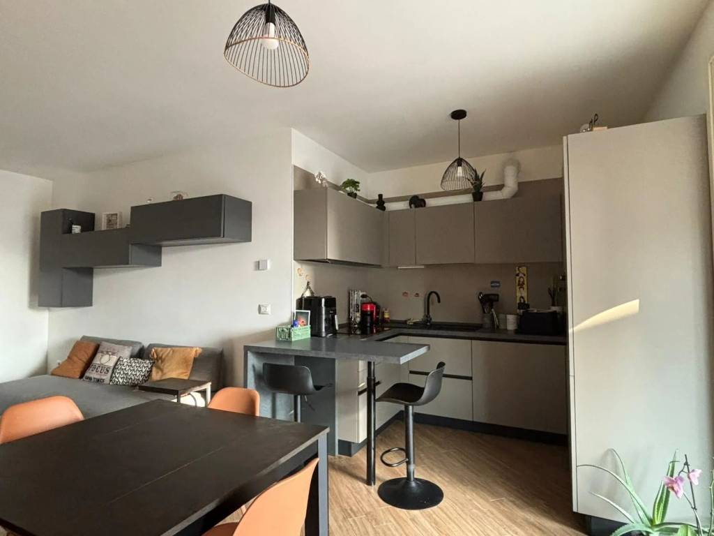 appartamento in vendita a Milano in zona Baggio