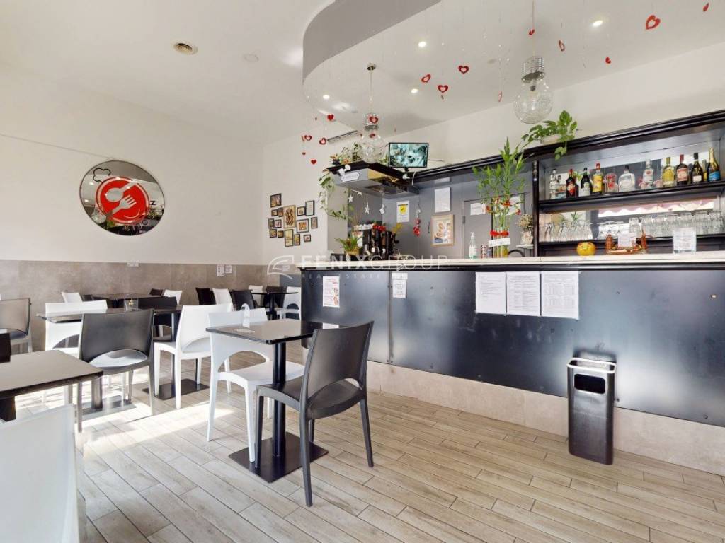 negozio in vendita a Milano in zona Crescenzago