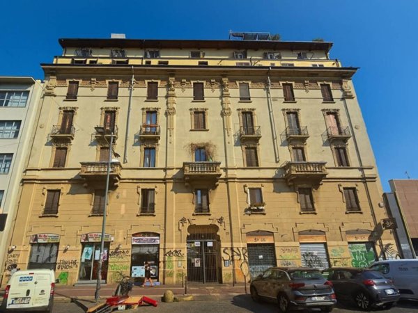 appartamento in vendita a Milano in zona Loreto