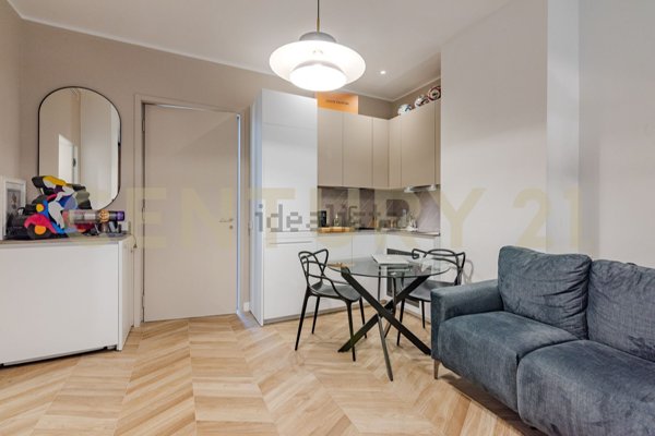 appartamento in vendita a Milano in zona Centro Direzionale