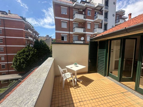 appartamento in vendita a Milano in zona Sempione