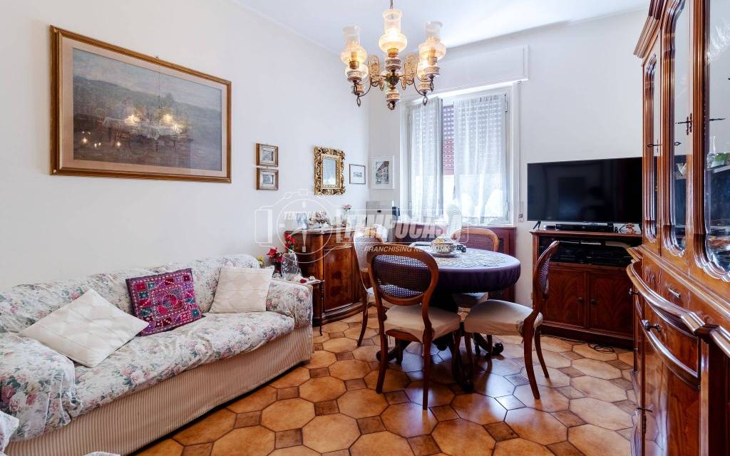 appartamento in vendita a Milano in zona Corvetto