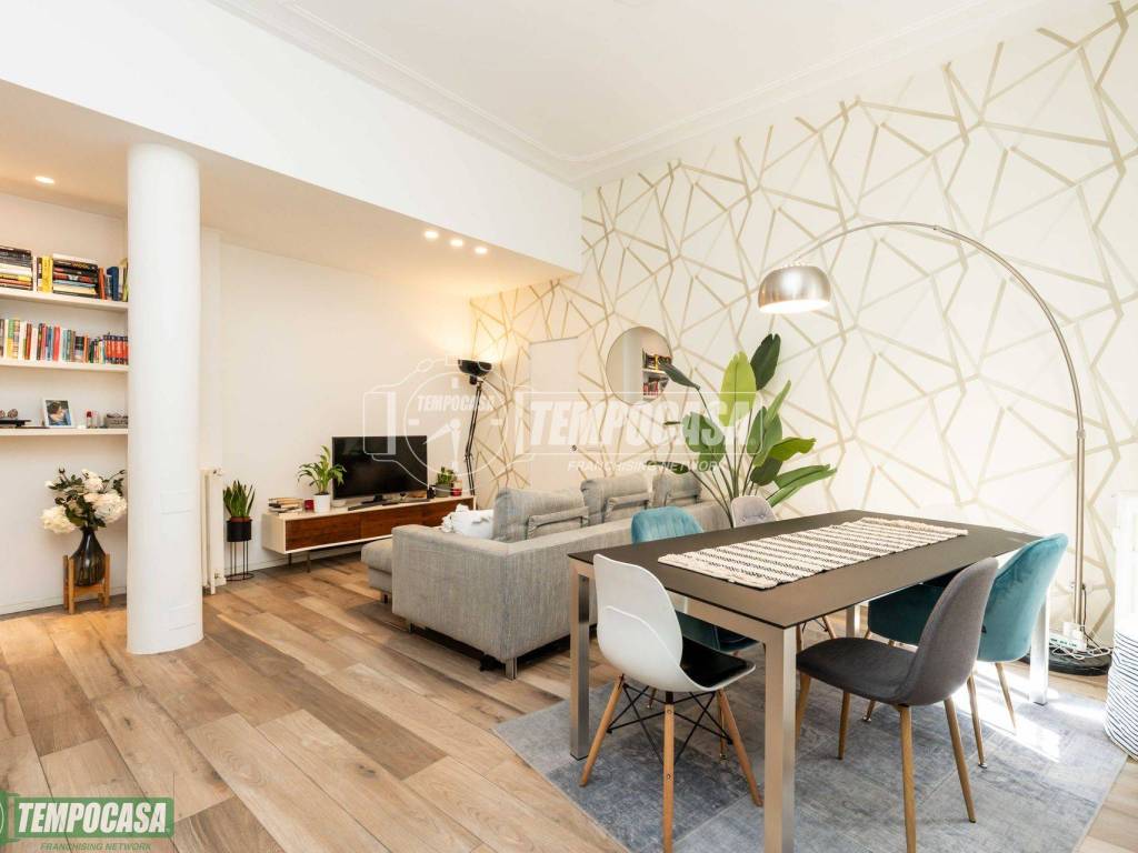 appartamento in vendita a Milano in zona Isola