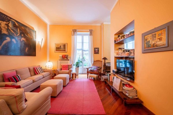 appartamento in vendita a Milano in zona Sant'Ambrogio