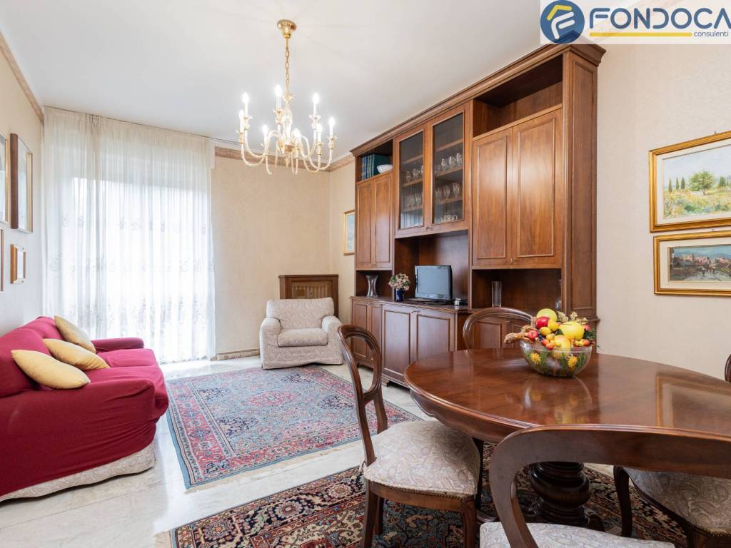 appartamento in vendita a Milano in zona Stadera