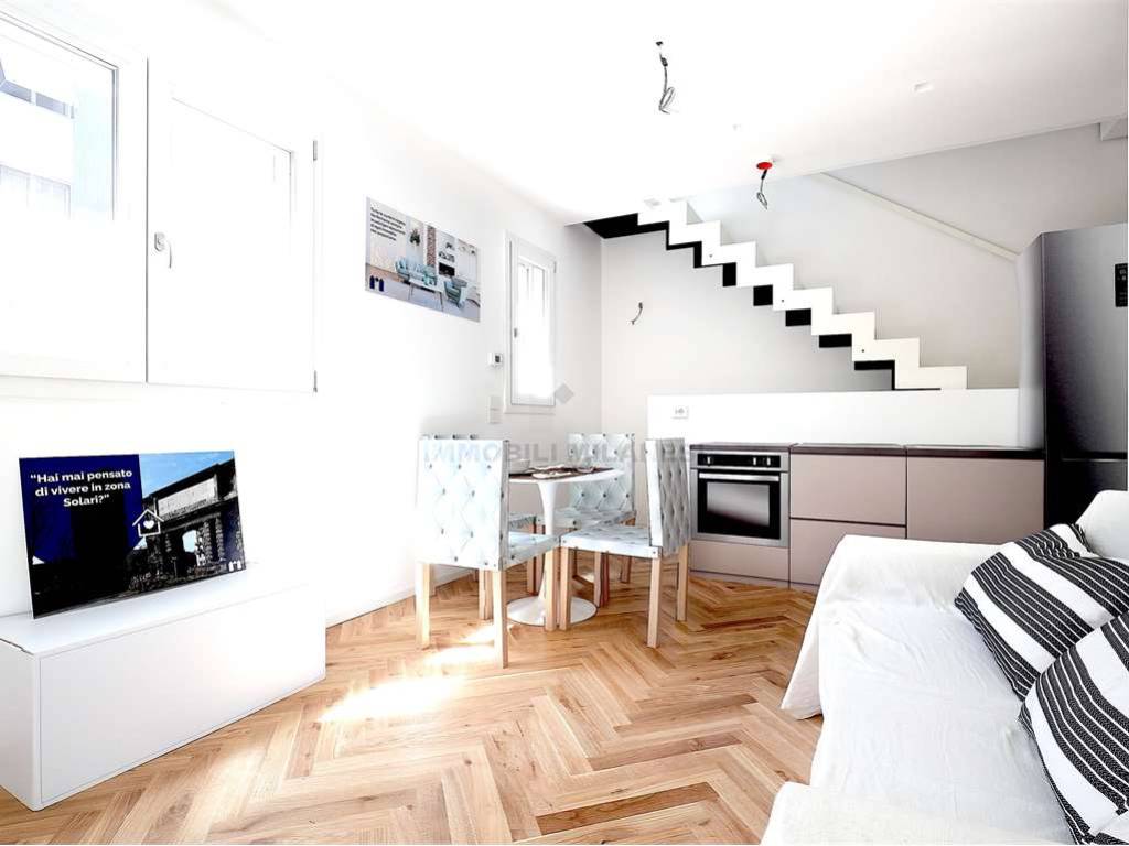 appartamento in vendita a Milano in zona Solari