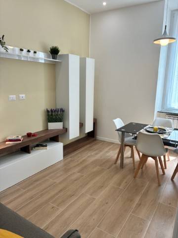 appartamento in vendita a Milano in zona Famagosta