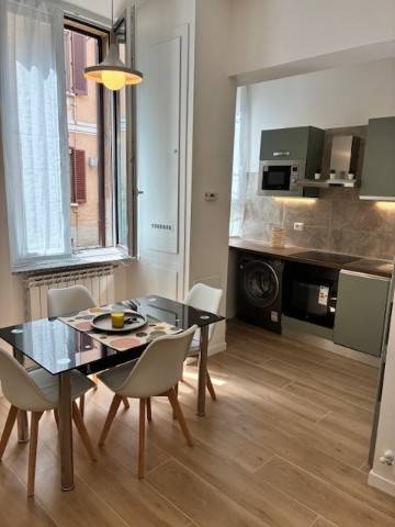 appartamento in vendita a Milano in zona Famagosta