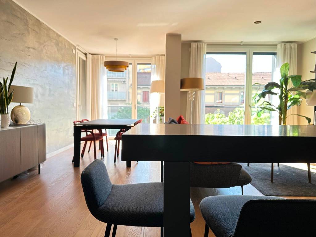appartamento in vendita a Milano in zona Isola