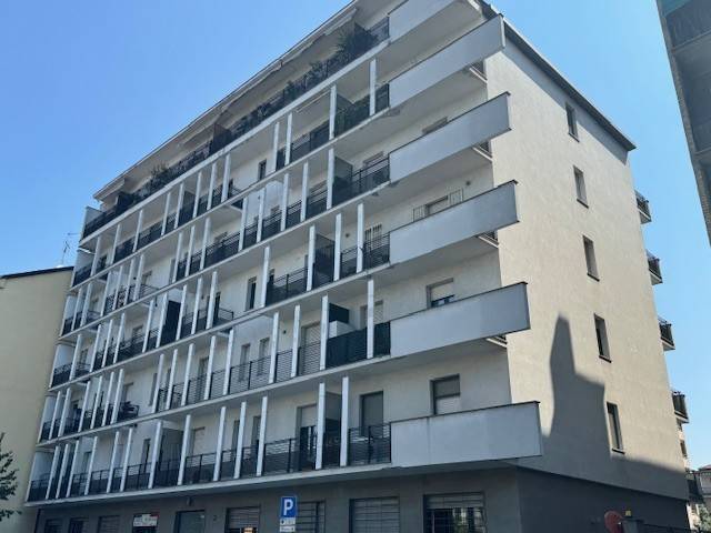 appartamento in vendita a Milano in zona Affori