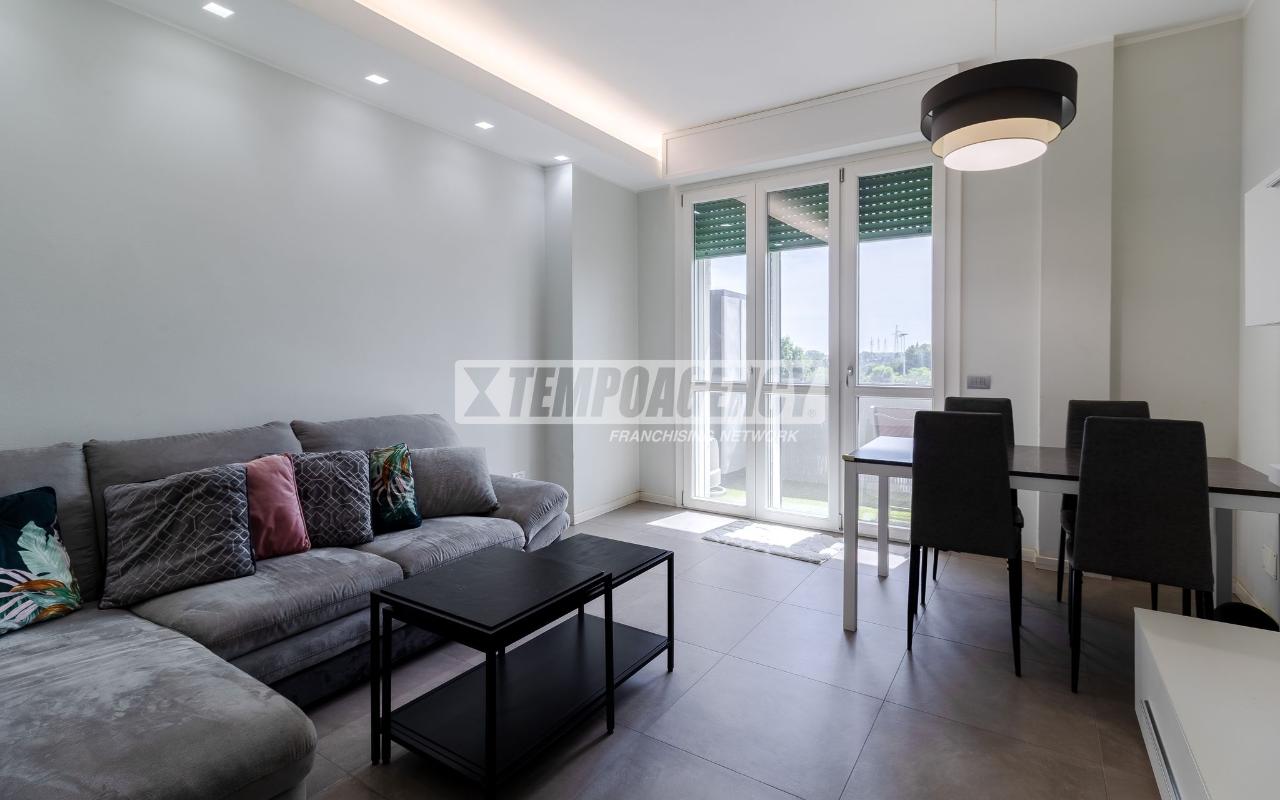 appartamento in vendita a Milano in zona Rogoredo