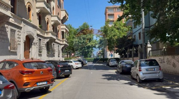appartamento in vendita a Milano in zona Porta Venezia