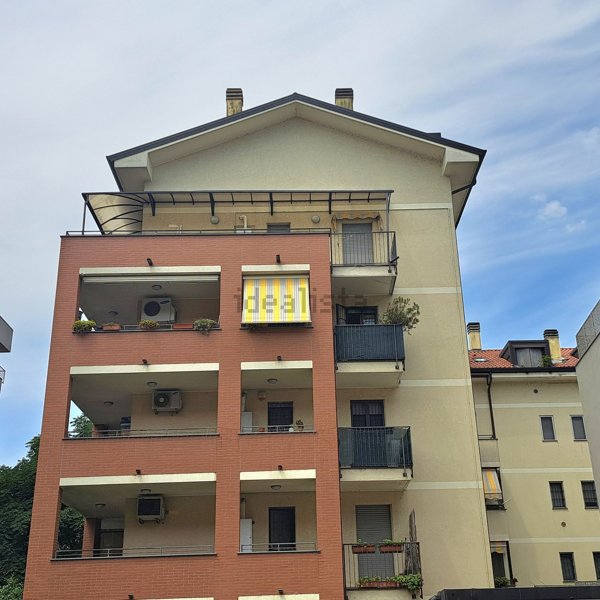 appartamento in vendita a Milano in zona Gorla