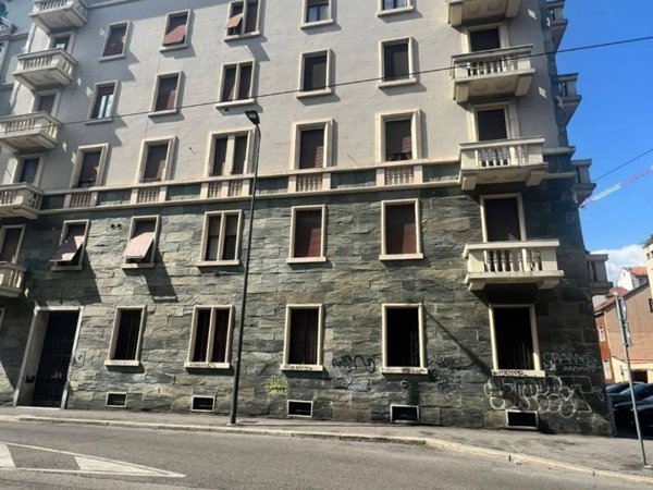 appartamento in vendita a Milano in zona Porta Vittoria