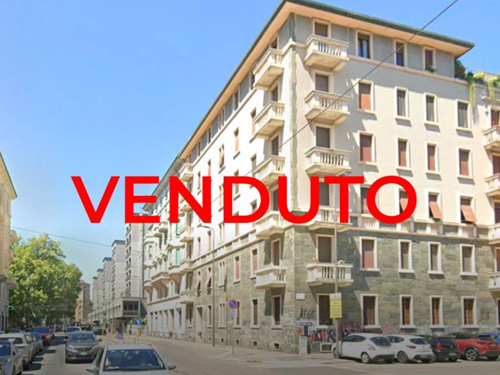 appartamento in vendita a Milano in zona Porta Vittoria