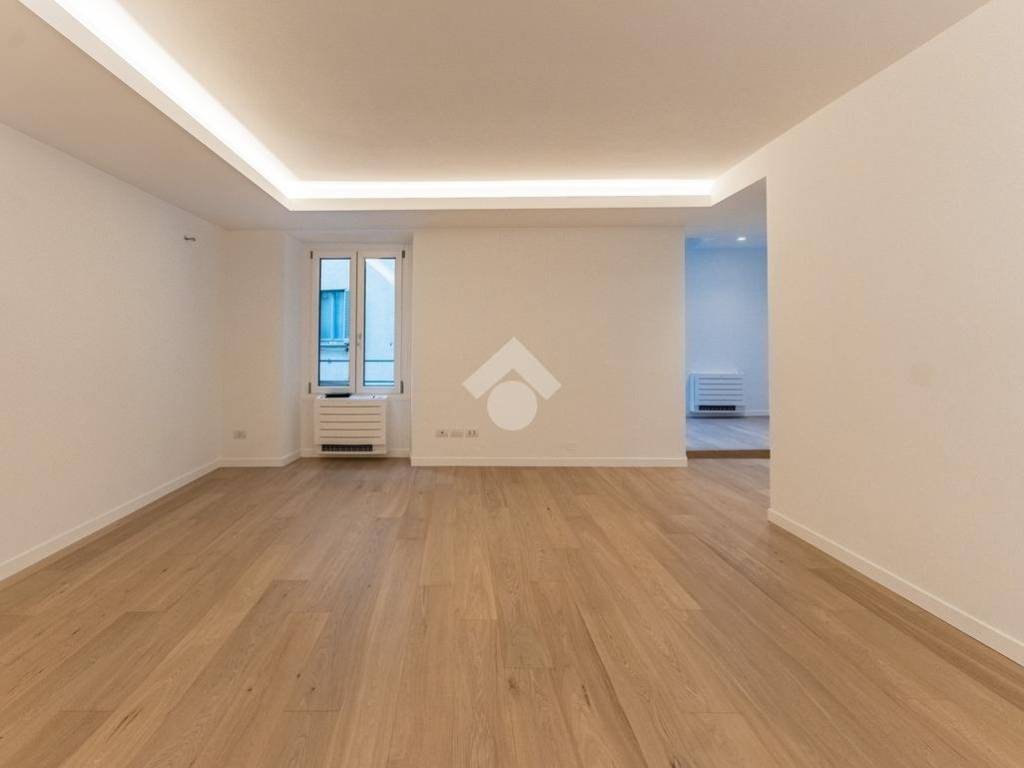 appartamento in vendita a Milano in zona Porta Garibaldi