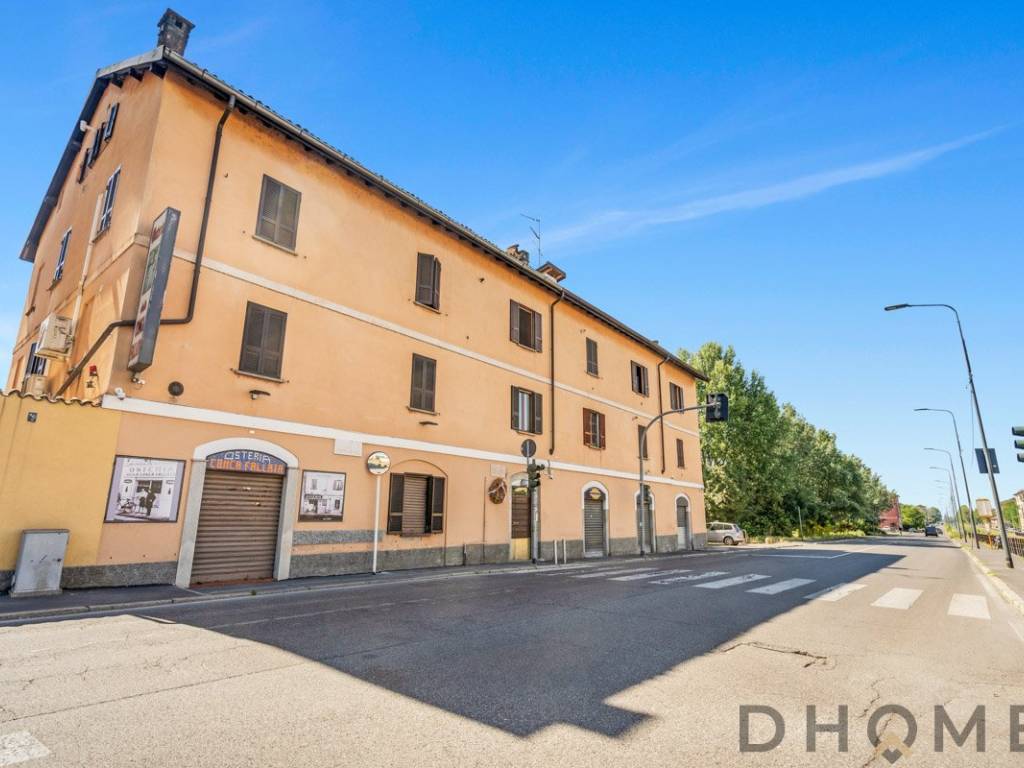 appartamento in vendita a Milano in zona Chiesa Rossa
