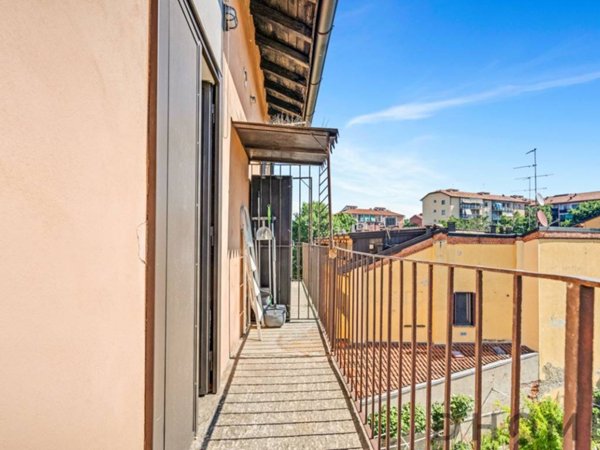 appartamento in vendita a Milano in zona Chiesa Rossa