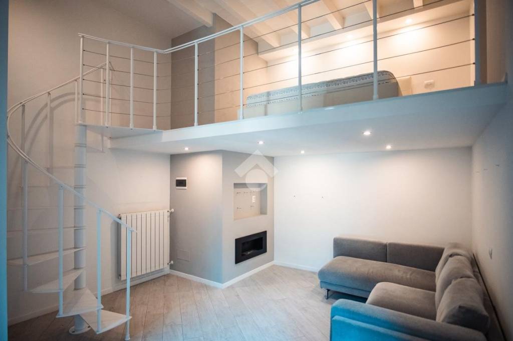appartamento in vendita a Milano in zona Rogoredo