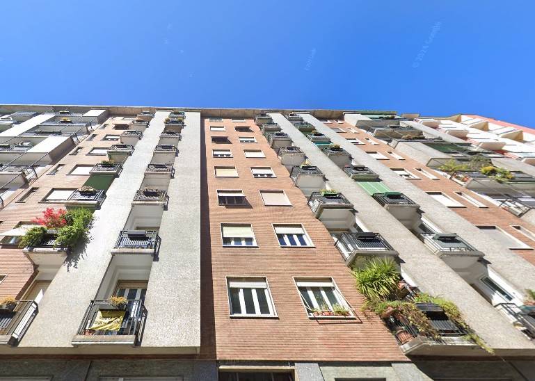 appartamento in vendita a Milano in zona Loreto