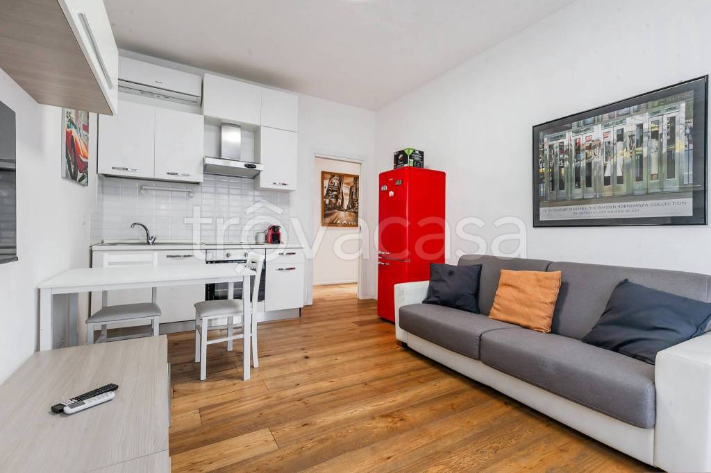 appartamento in vendita a Milano in zona Loreto