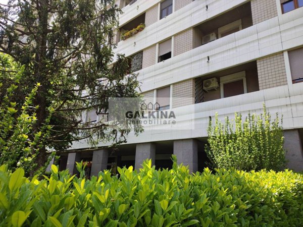 appartamento in vendita a Milano in zona Barona