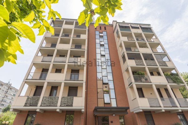 appartamento in vendita a Milano in zona Vigentino