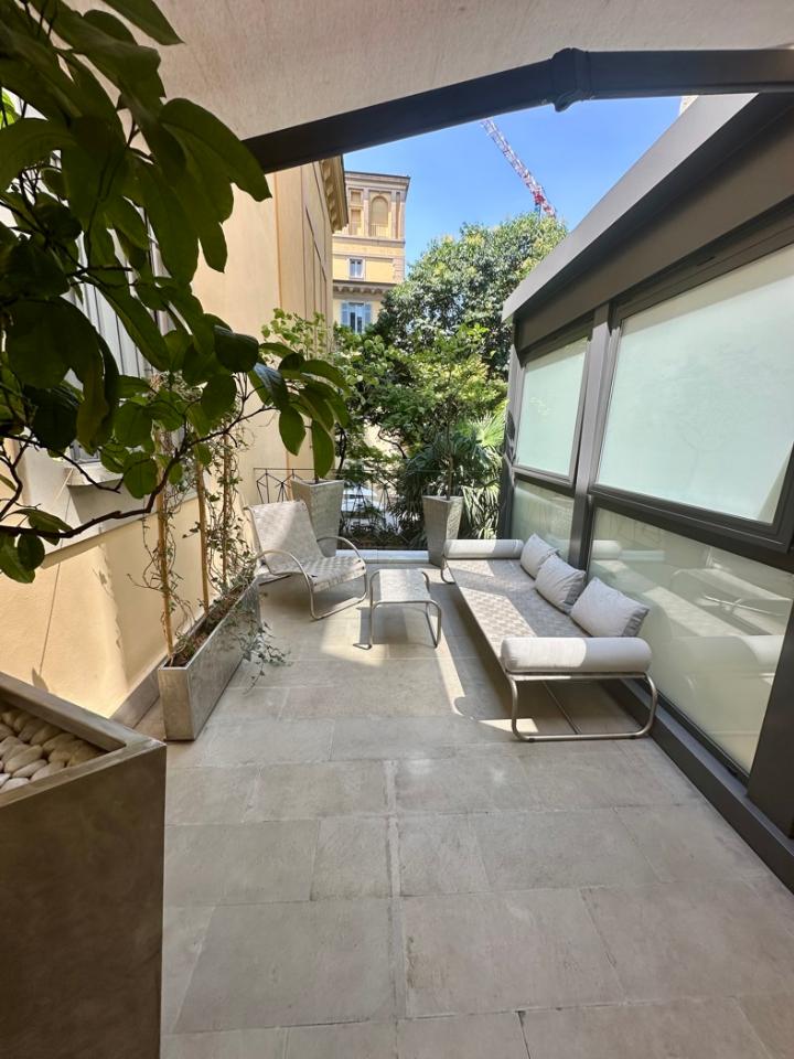 appartamento in vendita a Milano in zona Cadorna