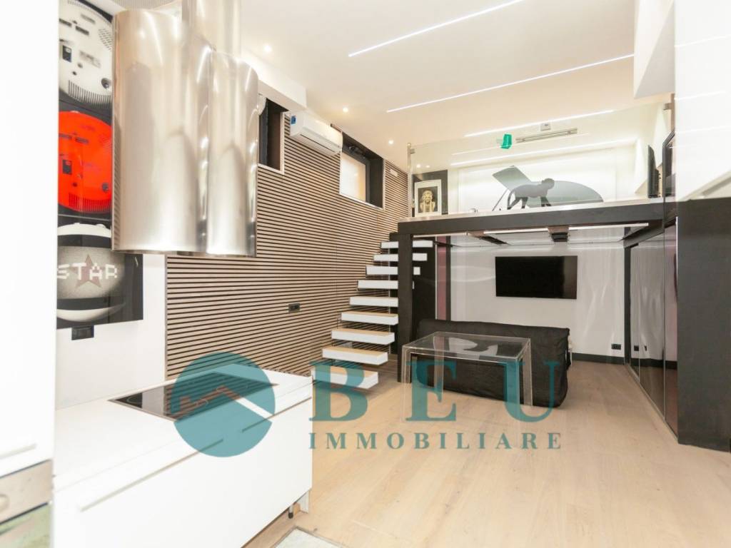 appartamento in vendita a Milano in zona Porta Vittoria
